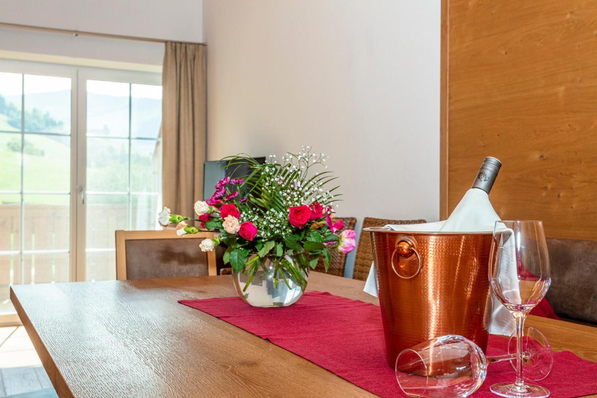 Appartements Ferienwohnungen Unser Unterberg Maria Alm am Steinernen Meer Phòng bức ảnh
